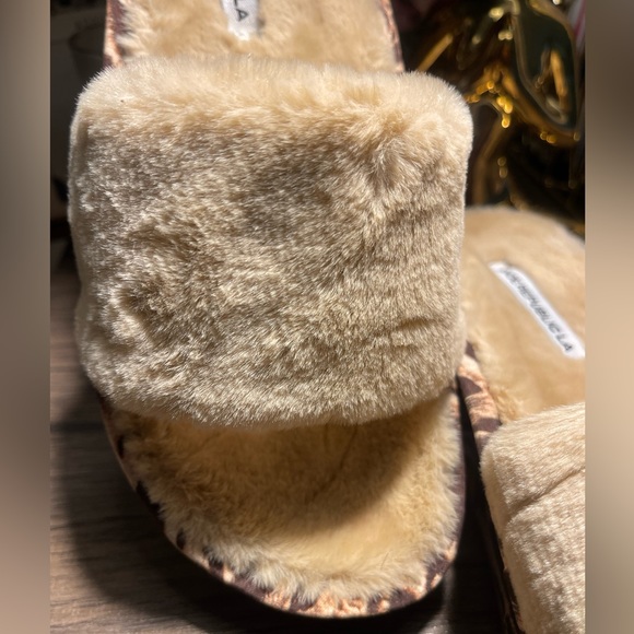 Fluffy sandal - Picture 2 of 3